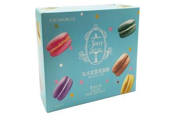 马卡龙雪芙蛋糕黑加仑